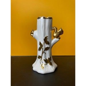 Vintage White and Gold Tree Stump and Squirrel Vase Warrented 22k Gold
